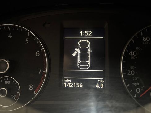 Used 2012 Volkswagen Passat 2.5 SE FWD image 17
