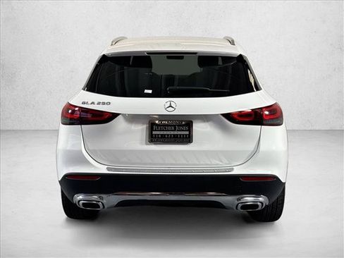 Used 2022 Mercedes-Benz GLA 250 w/ Premium Package Lite image 6