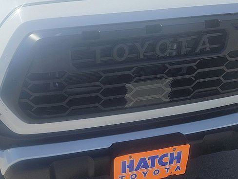 Used 2023 Toyota Tacoma SR5 w/ Technology Package image 3