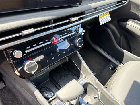 New 2026 Hyundai Santa Cruz XRT AWD/4WD image 14