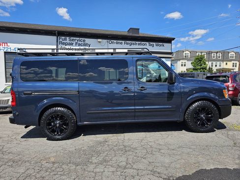 Used 2021 Nissan NV 3500 SL RWD image 5