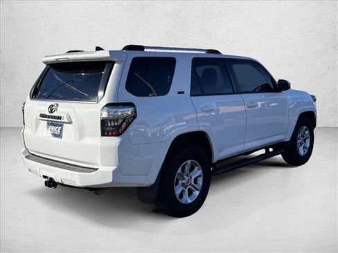 Used 2022 Toyota 4Runner SR5 Premium image 5