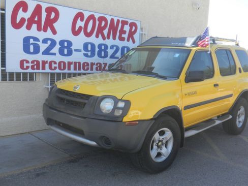 Used 2004 Nissan Xterra XE image 2
