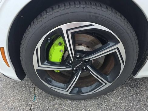 Certified 2023 Kia EV6 GT AWD/4WD image 7