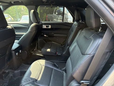 Used 2023 Ford Explorer ST w/ Equipment Group 401A AWD/4WD image 12