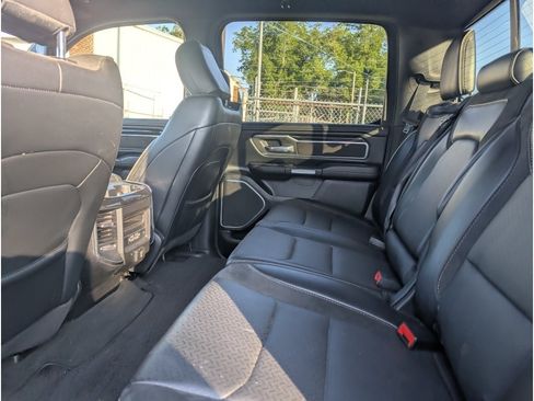 Used 2019 RAM 1500 Laramie RWD image 9