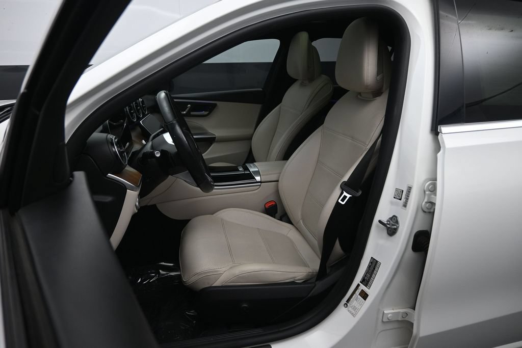 Used 2023 Mercedes-Benz C 300 4MATIC Sedan image 24