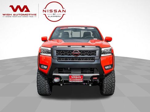 New 2025 Nissan Frontier PRO-4X w/ Black Accent Package AWD/4WD image 3
