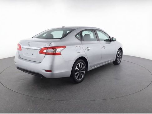 Used 2015 Nissan Sentra SV image 6