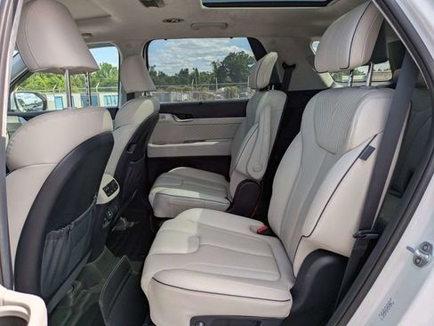 Used 2023 Hyundai Palisade Calligraphy FWD image 14