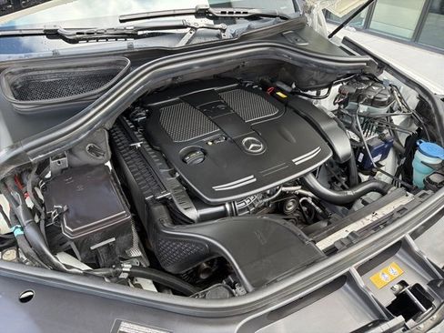 Used 2013 Mercedes-Benz ML 350 4MATIC image 29