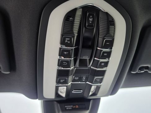 New 2026 Porsche Macan AWD/4WD image 30