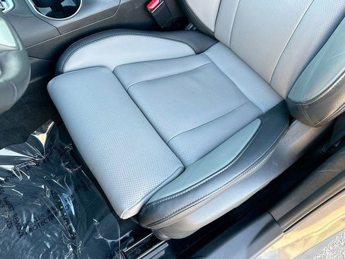 Certified 2025 Subaru Outback Limited w/ Tech Package 3 image 20