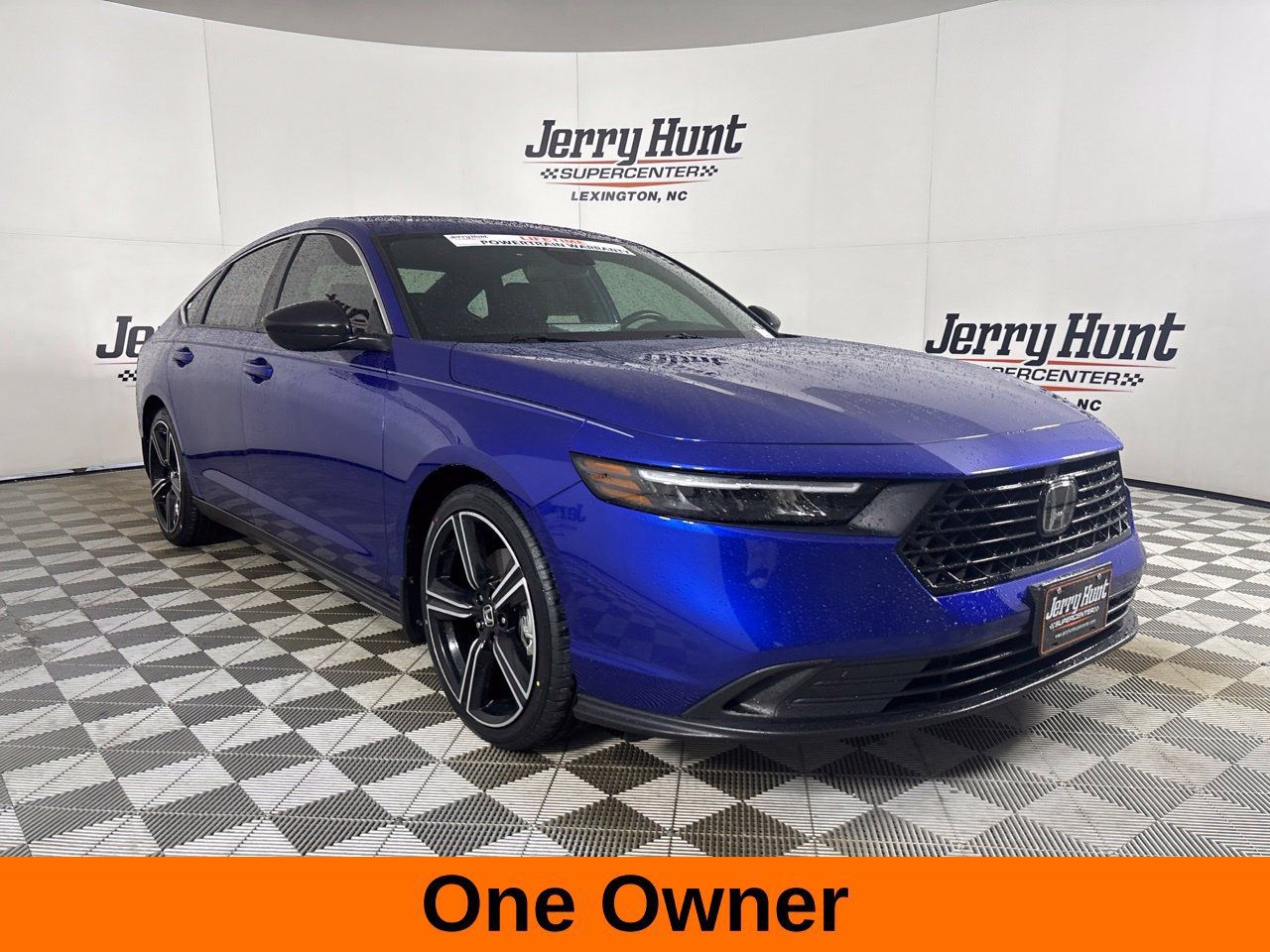 Used 2024 Honda Accord Sport image 4