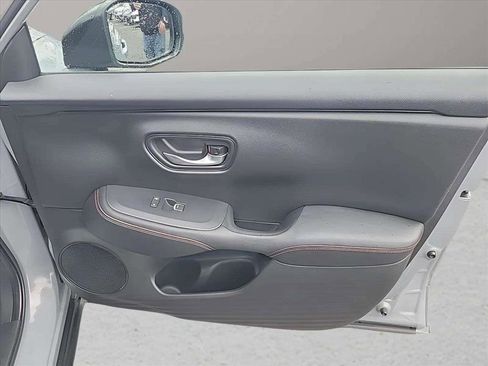 Used 2024 Honda HR-V Sport image 27