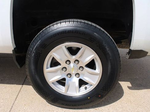 Used 2017 Chevrolet Silverado 1500 LT w/ All Star Edition image 8