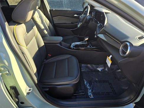 New 2026 Chevrolet Trax ACTIV w/ Driver Confidence Package image 11