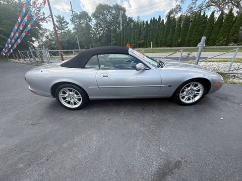 Used 2002 Jaguar XK8 Convertible RWD image 2