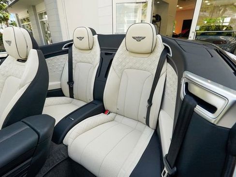 Used 2024 Bentley Continental GT Speed image 75