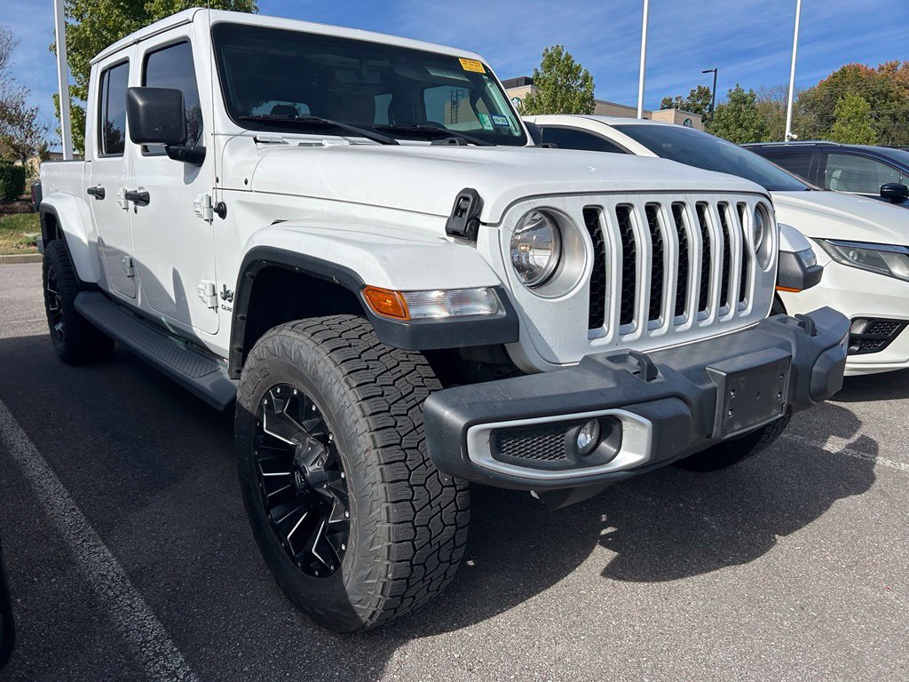 Used 2020 Jeep Gladiator Overland AWD/4WD image 2