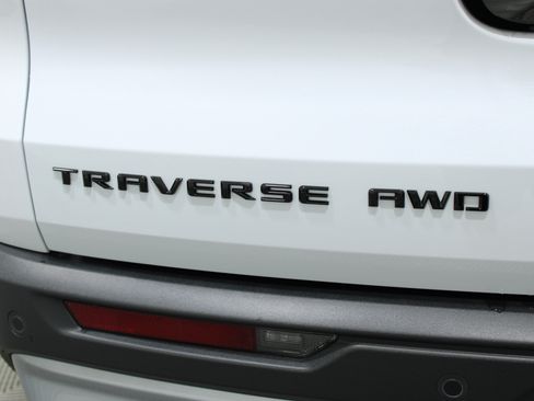 Used 2026 Chevrolet Traverse Z71 w/ Enhanced Driving Package AWD/4WD image 42