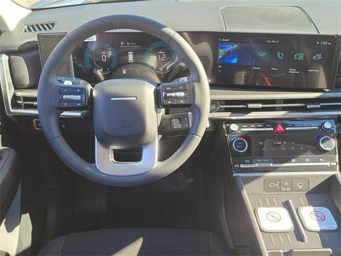 New 2026 Hyundai Santa Fe SE image 3