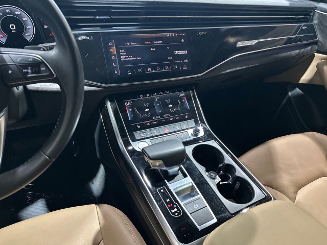 Used 2019 Audi Q8 Premium w/ Convenience Package AWD/4WD image 4