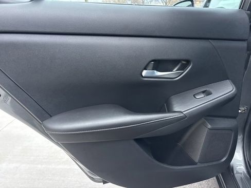 Used 2022 Nissan Sentra SV image 17