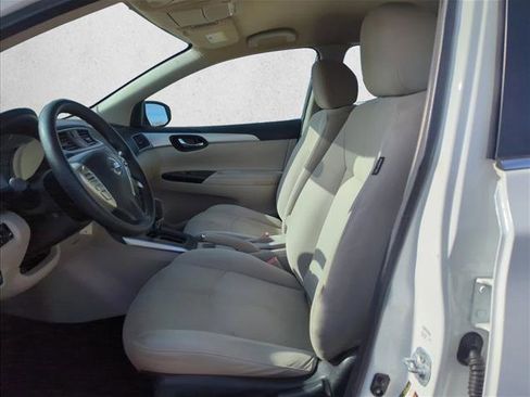 Used 2017 Nissan Sentra S image 15