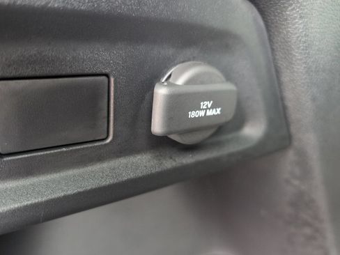 Used 2025 Honda Pilot TrailSport image 41