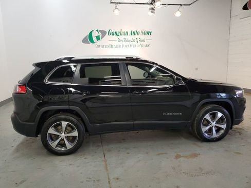 Used 2019 Jeep Cherokee Limited image 7
