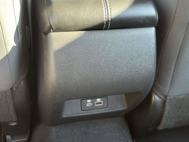 Used 2025 Nissan Altima 2.5 SV FWD image 16