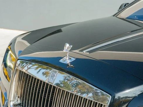 Used 2018 Rolls-Royce Dawn image 25