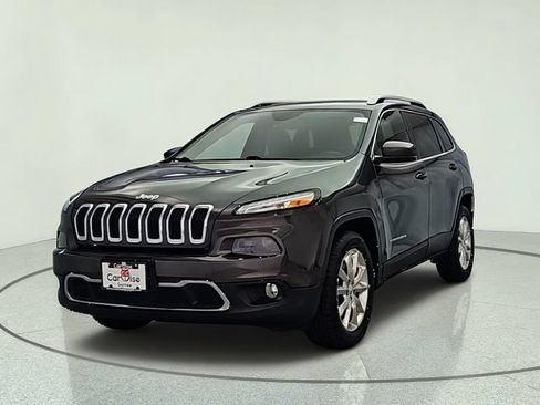 Used 2016 Jeep Cherokee Limited AWD/4WD image 2