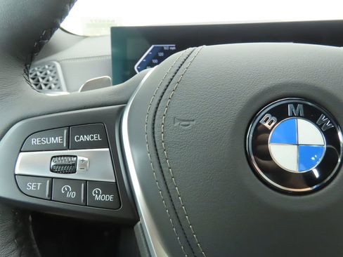 Certified 2026 BMW X5 sDrive40i w/ Parking Assistance Package RWD image 12