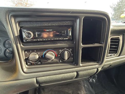 Used 2002 Chevrolet Silverado 2500 LS RWD image 14