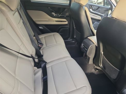 New 2026 Lincoln Corsair Premiere image 21