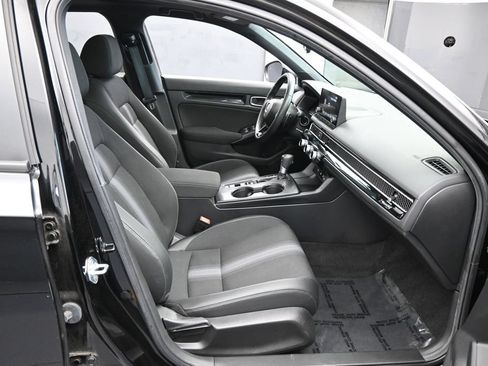 Used 2025 Honda Civic Sport image 44