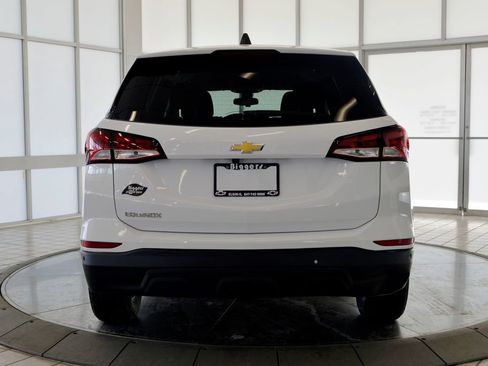 Used 2024 Chevrolet Equinox LS w/ LS Convenience Package image 7