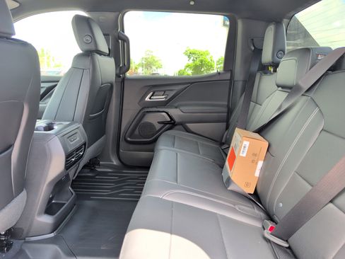 New 2026 Chevrolet Silverado EV LT w/ Plus Package AWD/4WD image 31