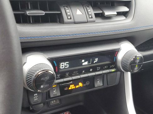 Used 2024 Toyota RAV4 XSE image 22