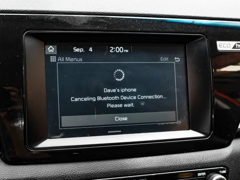 Used 2019 Kia Niro LX FWD image 27