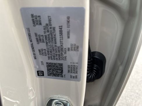 New 2026 GMC Canyon Elevation w/ Convenience Package image 41