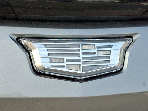 Used 2025 Cadillac Lyriq Sport w/ LPO, Floor Liner Package AWD/4WD image 8