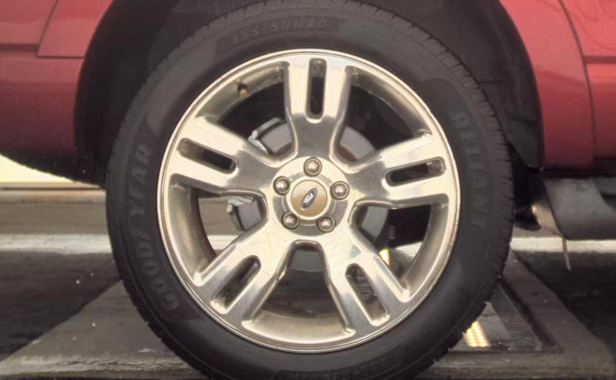 Used 2007 Ford Explorer XLT AWD/4WD image 6