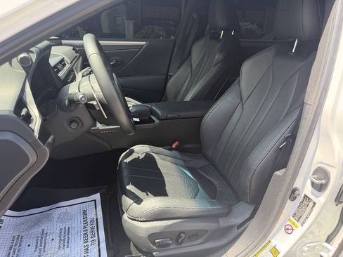 Used 2019 Lexus ES 350 F Sport w/ Accessory Package 2 FWD image 11