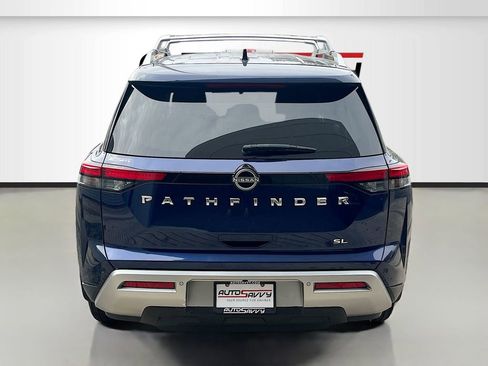 Used 2022 Nissan Pathfinder SL image 6