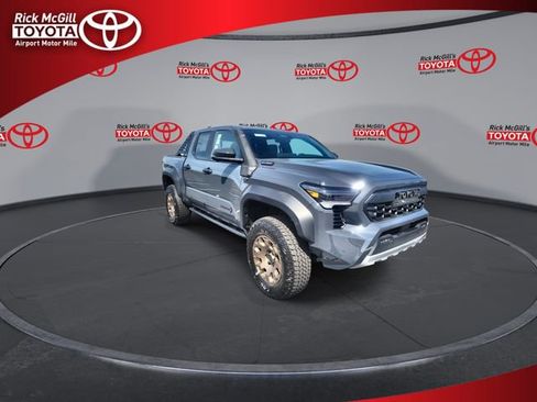New 2026 Toyota Tacoma 4x4 Double Cab Hybrid image 2