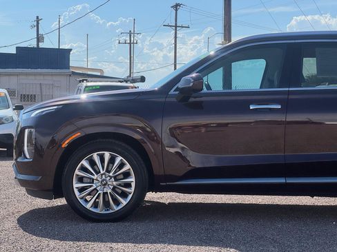 Used 2020 Hyundai Palisade Limited FWD image 5