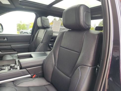 Used 2024 Toyota Tundra Platinum AWD/4WD image 21